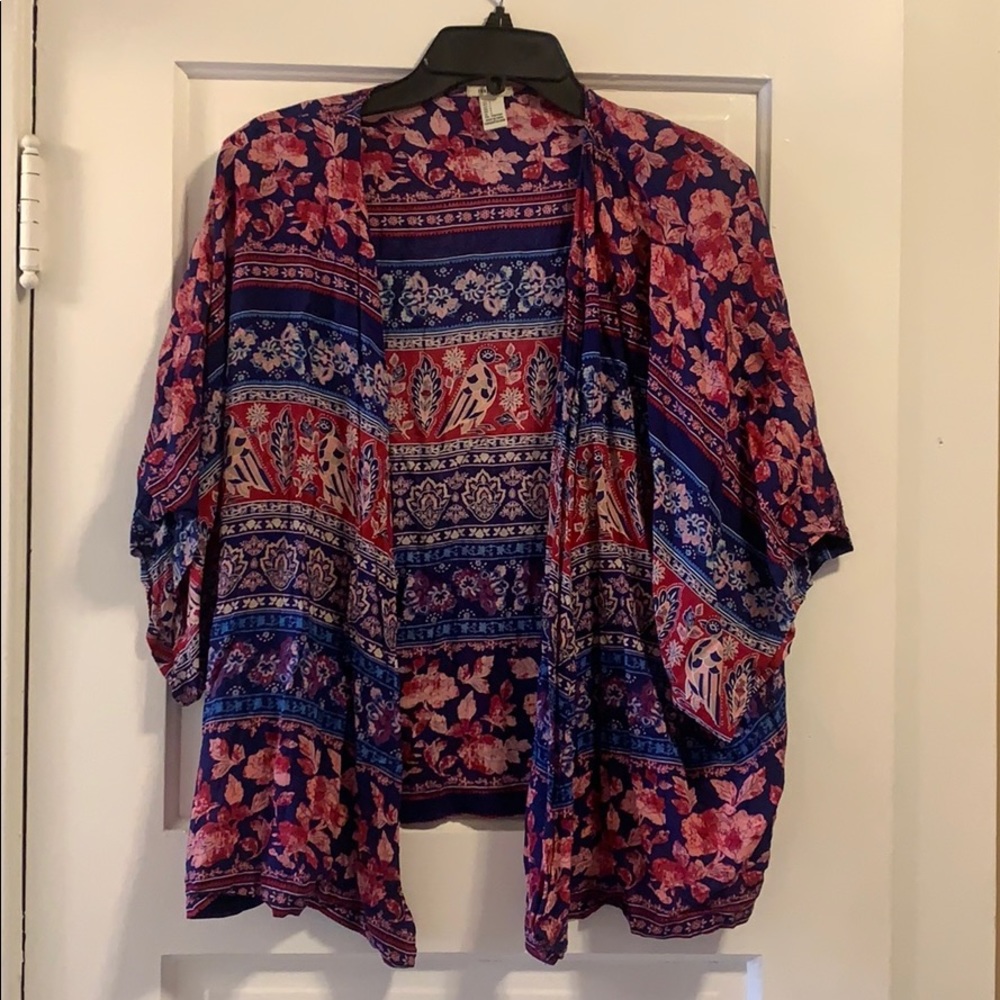 Adorable Print Crop Kimono